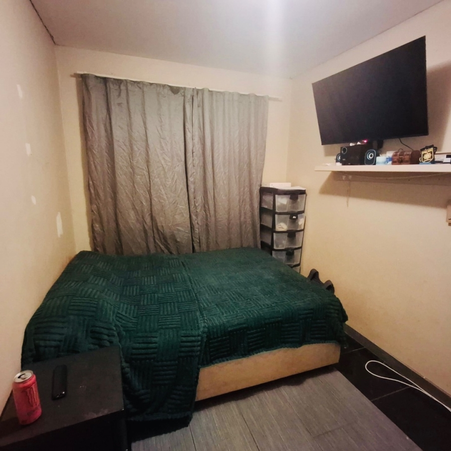 2 Bedroom Property for Sale in Algoa Park Eastern Cape